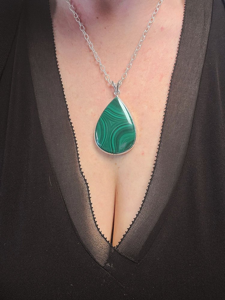 GALLERY 11 CRYSTALS & JEWELRY Updated May 2024 16 Photos 1319