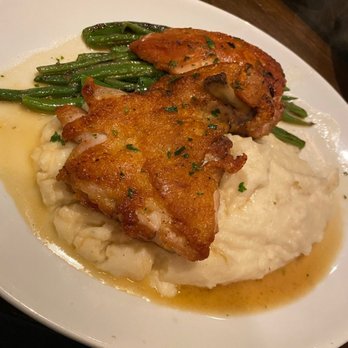 City Cellar - Free range chicken - Wine Bars Near Me - Westbury, New York City Cellar - Free range chicken - Wine Bars Near Me - Westbury, New York
