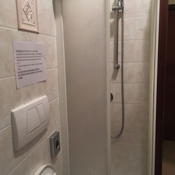 Hotel Boccascena - Shower - Hotels Near Me - Genova, GE