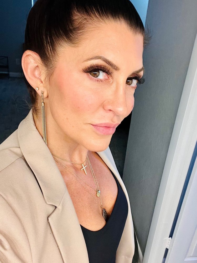 THREADING AND SUGARING BY SAMIHA Updated October 2024 18 Reviews