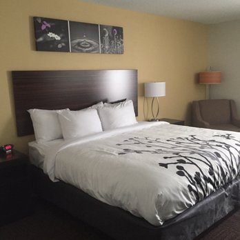 Sleep Inn & Suites - King Bed Room - Hotels Near Me - Wisconsin Rapids, Wisconsin