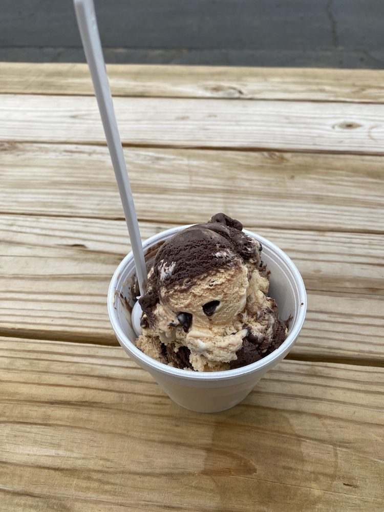 TWIST ‘N SHAKE Updated October 2024 10 Reviews 3940 Columbus Rd