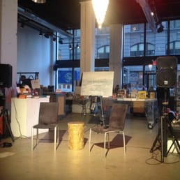 Book discussion on Gilles Peress's The Rockaways. Book discussion on Gilles Peress's The Rockaways.