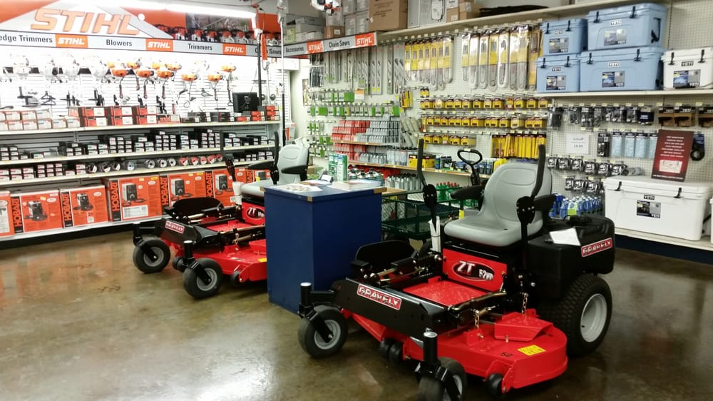 BIG BLUE STORE ELIZABETHTOWN Updated October 2024 1700 Mercer