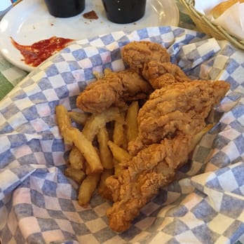 Pine Country Restaurant - Chicken strips dinner - Breakfast & Brunch Near Me - Williams, Arizona