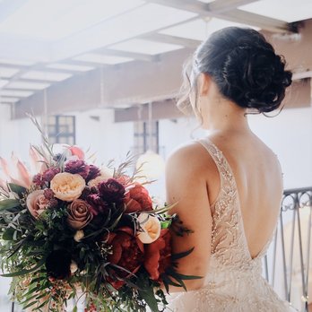 Petals and Sea Breeze - Florists Near Me
