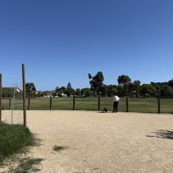 Laurie Meadows Park - Dog park - Parks Near Me - San Mateo, California Laurie Meadows Park - Dog park - Parks Near Me - San Mateo, California