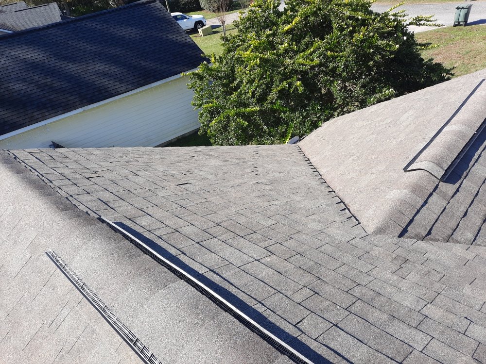 Slide of L&L Roofing And Repairs