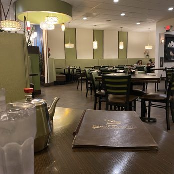 Panda Garden - Inside - it's not as empty as it appears - Chinese Near Me - San Marcos, California