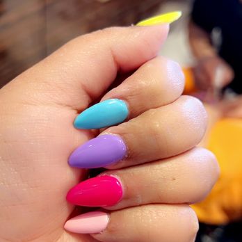Deluxe Nail Salon Spa - Nail Salons Near Me - Allen Park, Michigan Deluxe Nail Salon Spa - Nail Salons Near Me - Allen Park, Michigan