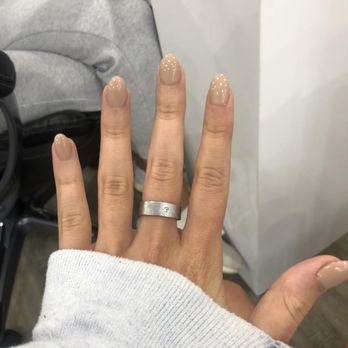 Oscar Nails Salon2 - She did the exact shape I wanted!! - Nail Salons Near Me - Bayside, New York
