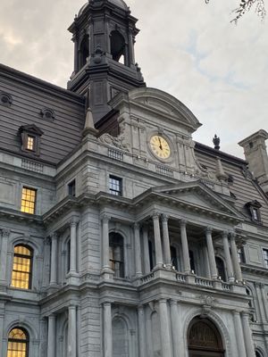 Montreal City Hall by null