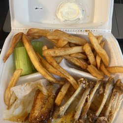 Wing Dash - 6 piece all flats mango habanero with lemon pepper seasoning. Combo! With a Truly