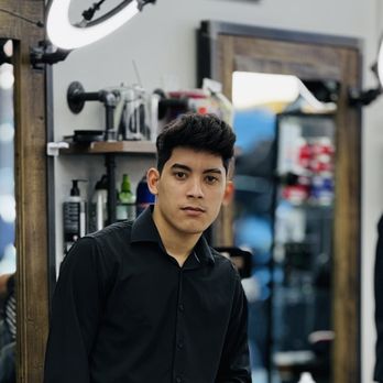 Neno Clips Cuts & Shave - Alejandro - Barbers Near Me - Norwalk, Connecticut Neno Clips Cuts & Shave - Alejandro - Barbers Near Me - Norwalk, Connecticut