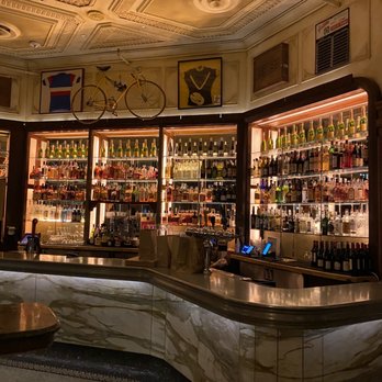 Le Diplomate - Inside bar - Brasseries Near Me - Washington, DC, District of Columbia