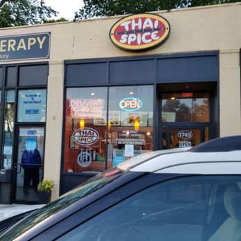 Thai Spice - Thai Near Me - West Roxbury, Massachusetts