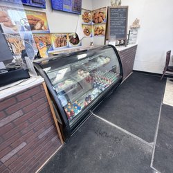 Fisherman's Seafood & Chicken - Dessert display
