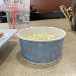 McAlister's Deli - Really McAlister's? Can you at least fill these small cups?