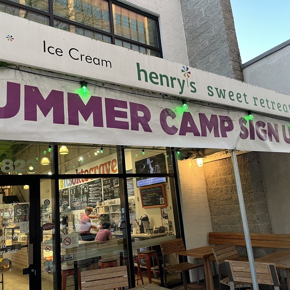 Henry's Sweet Retreat - Candy Stores Near Me - Bethesda, Maryland