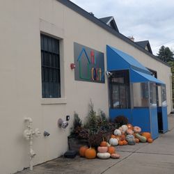 Mi Casita Preschool - Fall facade