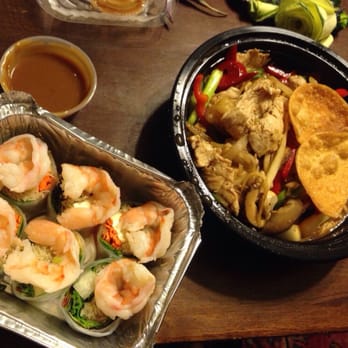 Rice N Roll Bistro - Tried the fresh rolls and the ginger Thai with chicken - Sushi Bars Near Me - Milwaukee, Wisconsin Rice N Roll Bistro - Tried the fresh rolls and the ginger Thai with chicken - Sushi Bars Near Me - Milwaukee, Wisconsin