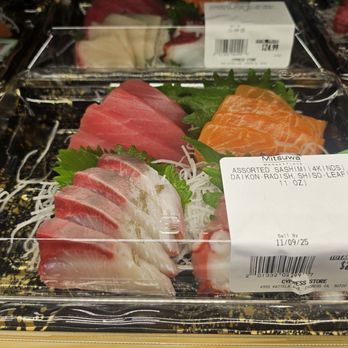 Mitsuwa Marketplace - Sashimi - Sushi Bars Near Me - Cypress, California