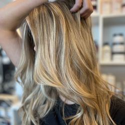 Zeba Hair Salon - Blonde Highlighted Beauty