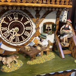 Cuckoo-Clock-Center