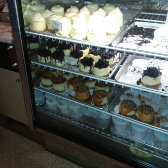 Magnolia Bakery - Grand Central - Bakeries Near Me - New York, New York Magnolia Bakery - Grand Central - Bakeries Near Me - New York, New York