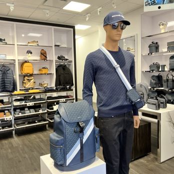 Michael Kors Outlet - New men's side 2024 - Outlet Stores Near Me - Castle Rock, Colorado Michael Kors Outlet - New men's side 2024 - Outlet Stores Near Me - Castle Rock, Colorado