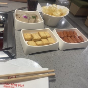 Haidilao Hotpot Flushing - Hot Pot Near Me - Flushing, New York