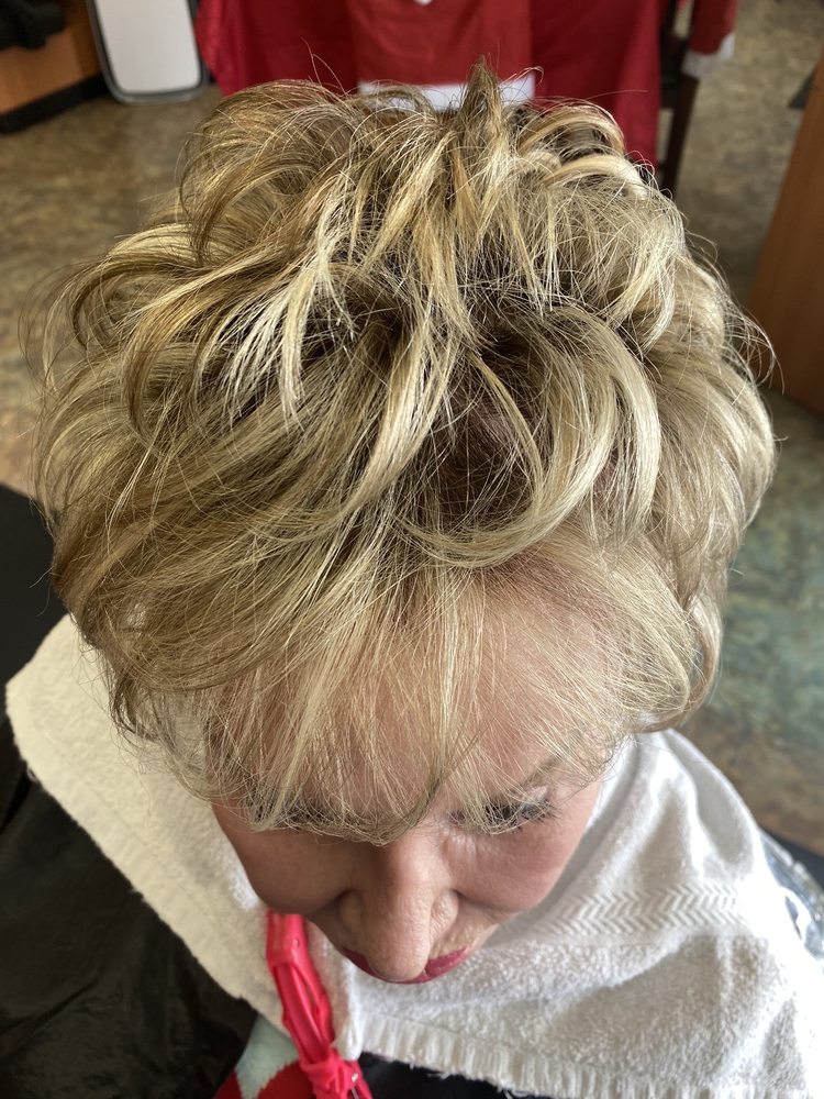 LATHER SALON Updated October 2024 63 Photos & 11 Reviews 2600