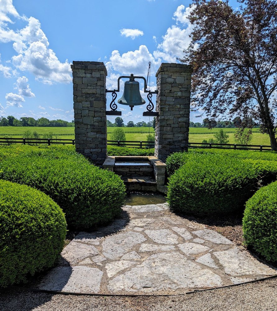 Mt Brilliant Farm - equestrian in Lexington, KY