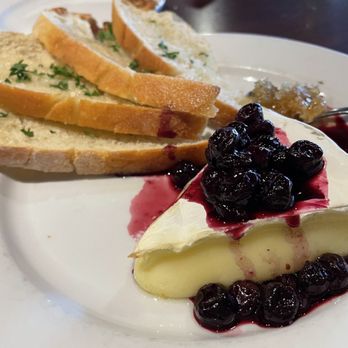 The Monkey Cat - Baked Brie - New American Near Me - Auburn, California