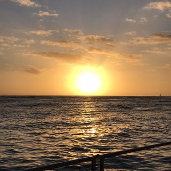 House Without A Key - Sunset - Seafood Near Me - Honolulu, Hawaii