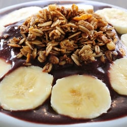Vitaminas 24 - Acaì na tigela: bomba!
