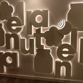 Nutella Cafe - Desserts Near Me - Chicago, Illinois Nutella Cafe - Desserts Near Me - Chicago, Illinois