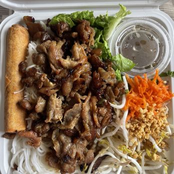 Pho Legend - Pork vermicelli with egg roll add-on - Noodles Near Me - Los Angeles, California Pho Legend - Pork vermicelli with egg roll add-on - Noodles Near Me - Los Angeles, California