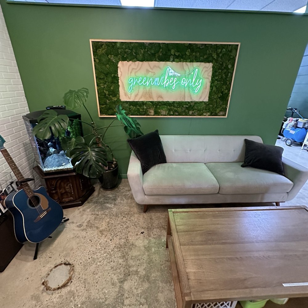 Pistil and Thorn - Coffee & Tea Near Me - Bountiful, Utah Pistil and Thorn - Coffee & Tea Near Me - Bountiful, Utah