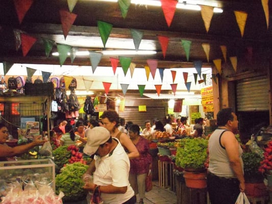 Mercado Lucas De Galvéz by null