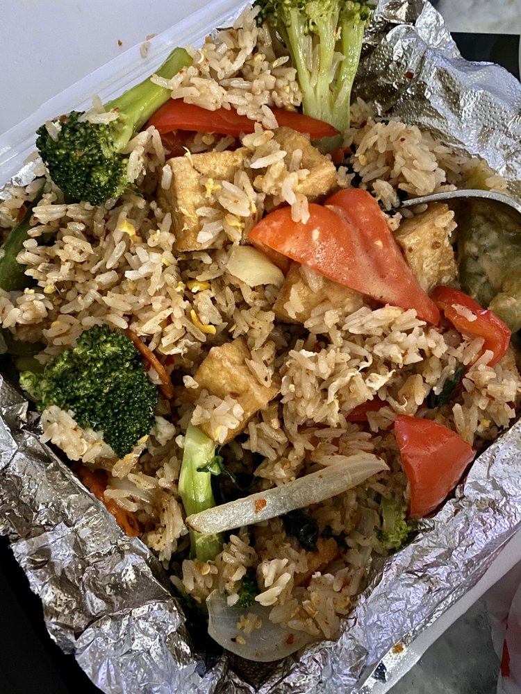 BT Thai Restaurant, Roadtrippers