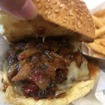 Brgr Stop - American Near Me - Fort Lauderdale, Florida