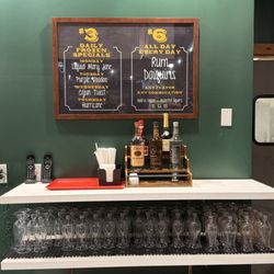 To-Go Frozen Hurricanes & Ritas w/topper