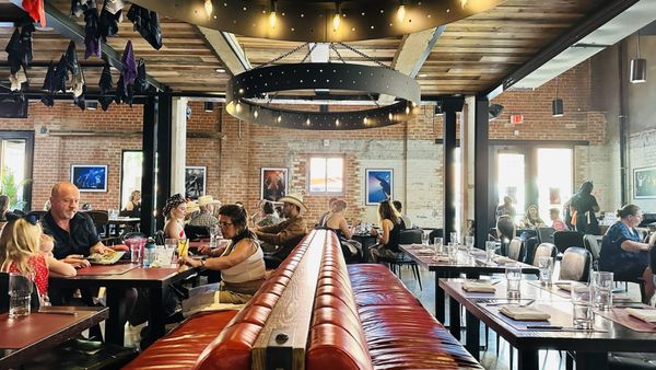 Tannahill's Tavern & Music Hall by null