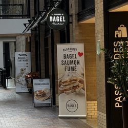 La Fabrique De Bagel de Montreal - Entrance