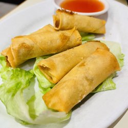 Chi's Congee & Noodle House - Chi's Congee & Noodle House - spring rolls