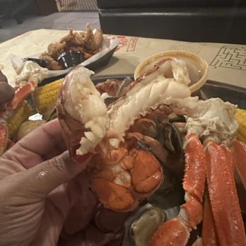 The Twisted Crab - Seafood Near Me - Portsmouth, Virginia
