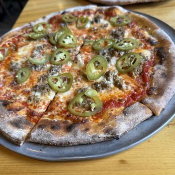 Pizzeria Da Gloria - Italian Sausage and Pickled Jalapeño - Pizza Near Me - St. Louis, Missouri Pizzeria Da Gloria - Italian Sausage and Pickled Jalapeño - Pizza Near Me - St. Louis, Missouri