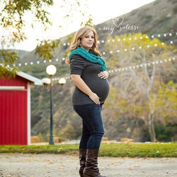 Beauty By Jill - My maternity photo - Makeup Artists Near Me Beauty By Jill - My maternity photo - Makeup Artists Near Me
