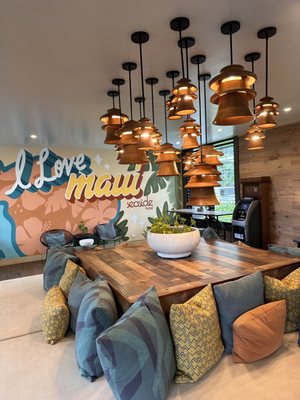 Maui Seaside Hotel by null